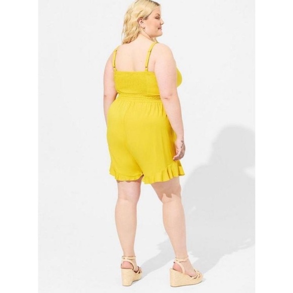 Torrid Challis Tie-Front Romper Sz 2 - Picture 3 of 7